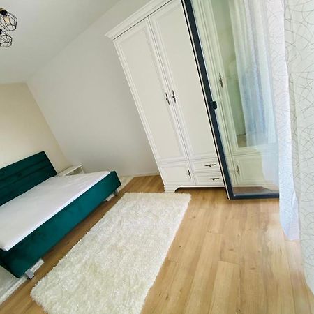 Apartamento Dreamhill1 Oradea Exterior foto